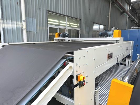 Non-woven making profile adjustable cross lapper