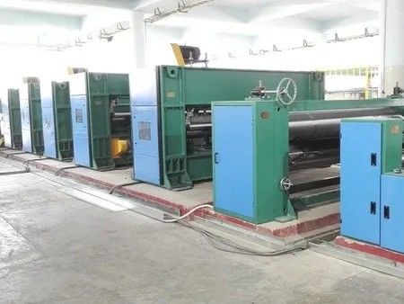 Linha de produção de perfuração de agulhas para tapetes de tecidos não tecidos 100 kg/h - 500 kg/h