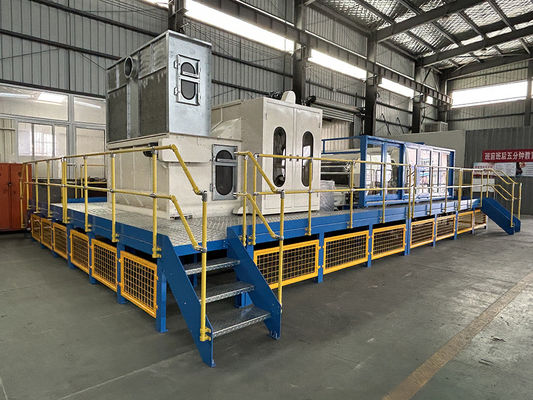 Máquina de cardar com alimentador de colchão